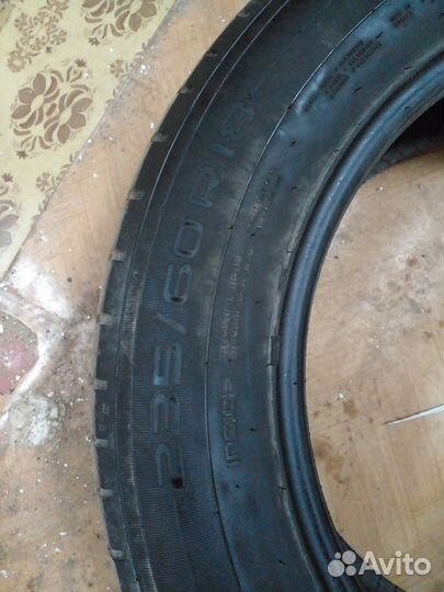 Nokian Tyres Hakka Black 2 SUV 235/60 R18