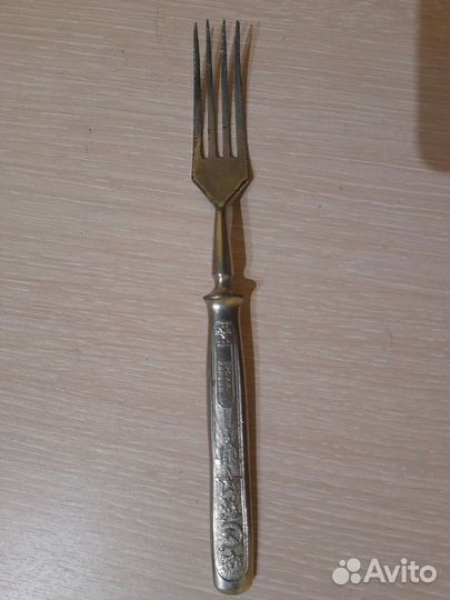 Вилка коллекционная старинная