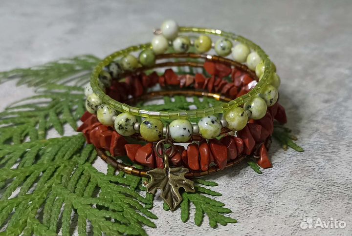 Браслет ручной работы из натуральных камней