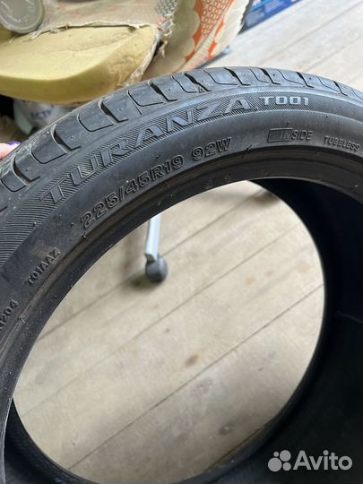 Bridgestone Turanza T001 225/45 R19