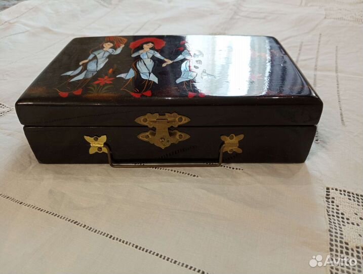 Шкатулка Китай 50-хгг. с перламутром