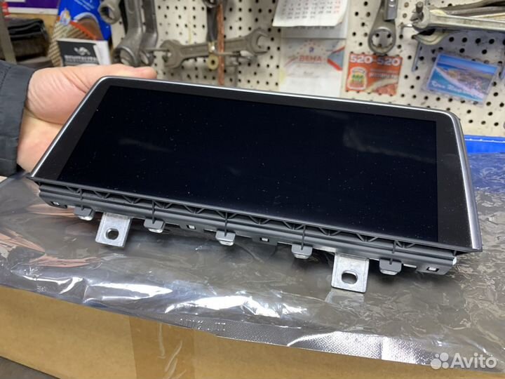 Центральный информационный дисплей BMW X5