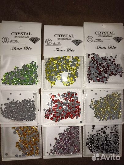 Продам украшения для ногтей