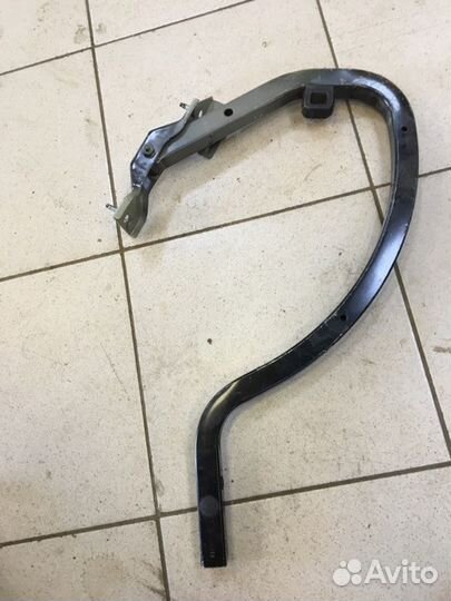 Петля багажника правая Citroen C4 B7