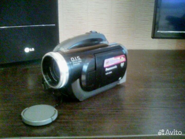 Видеокамера Panasonic VDR-D230