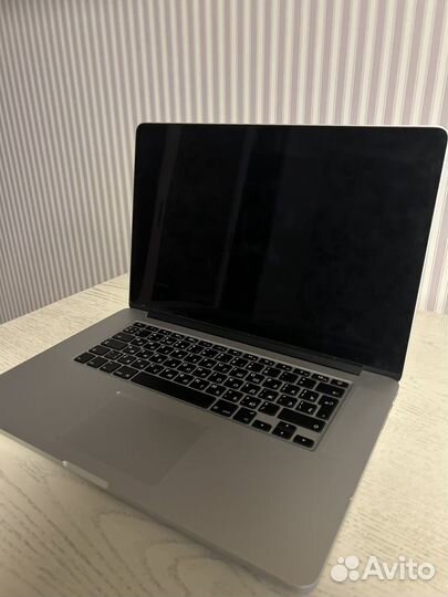 Apple MacBook Pro