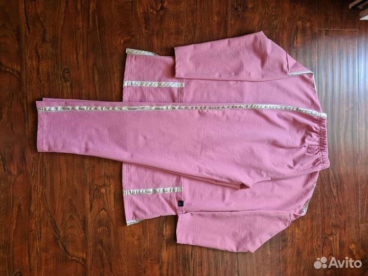 Спортивный костюм,женский