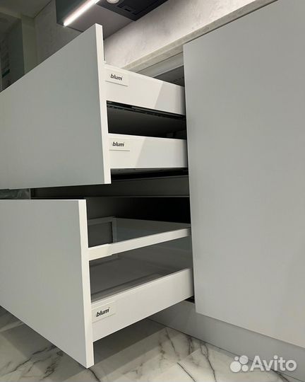 Кухонный гарнитур угловой на заказ