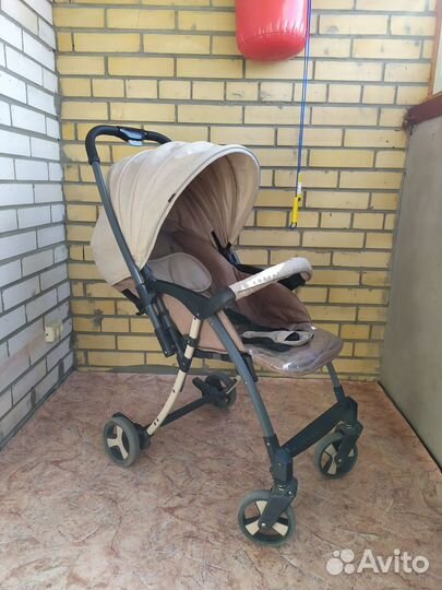 Продам детскую открытую коляску Corol (бежевый)