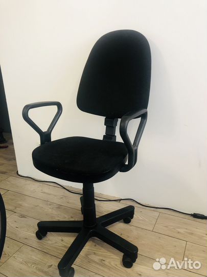 Компьютерное кресло