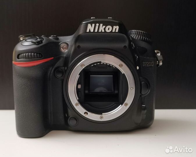 Nikon D7200 в идеале, с коробкой и документами