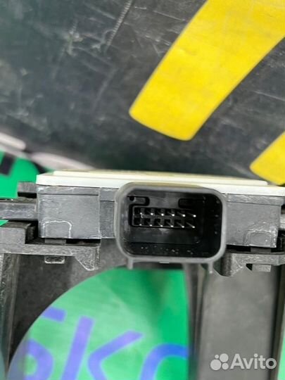 Датчик слепых зон задний левый Genesis Gv80 1