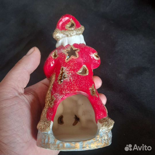 Фарфоровая статуэтка Дед мороз