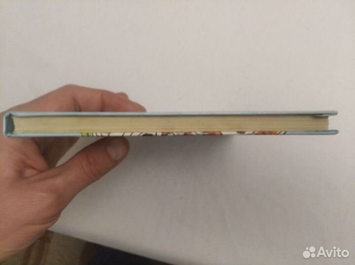 Барто. Леночка с букетом. 1981