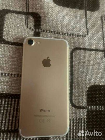 iPhone 7, 32 ГБ