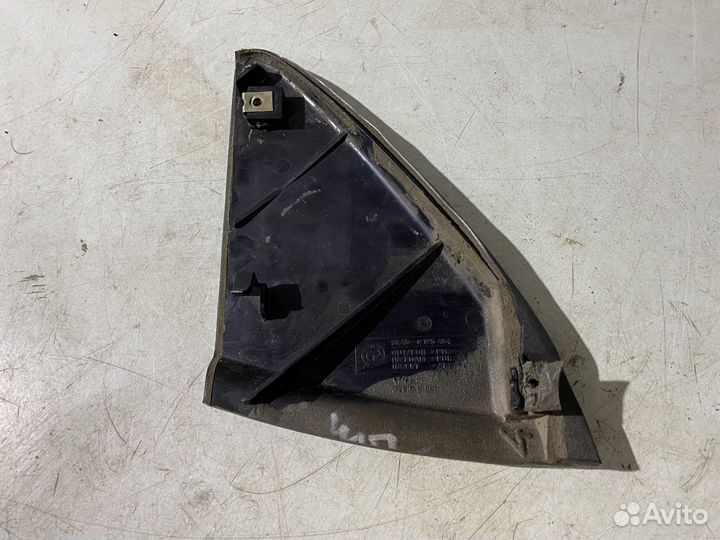 Накладка торпедо правая BMW 7 series E38 iL