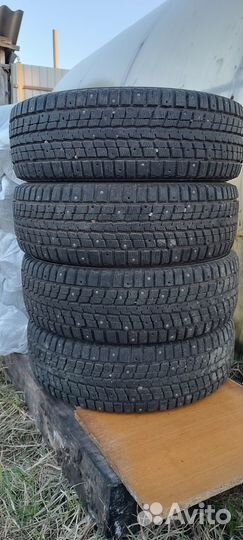 Dunlop SP Winter Ice 01 205/60 R16