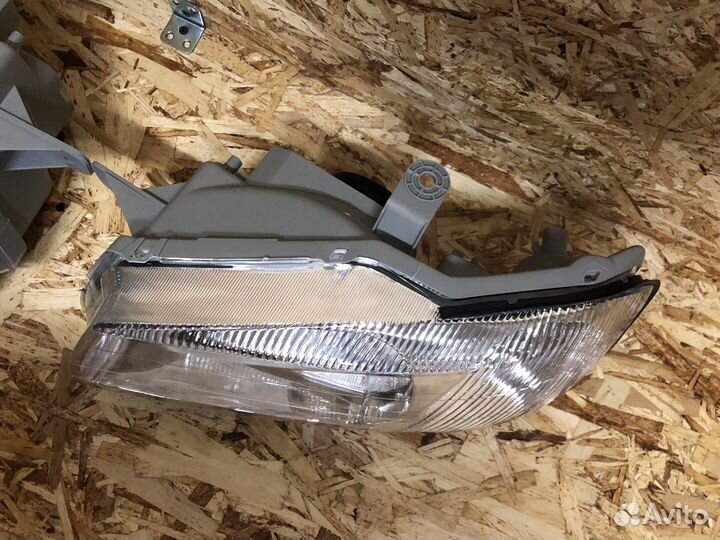 Фара Хенде Акцент Тагаз правая левая