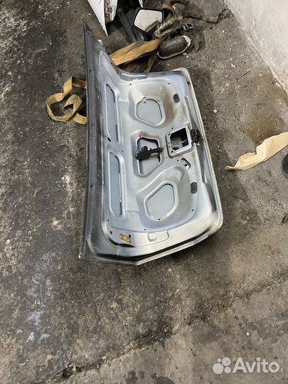 Крышка дверь багажника Renault Logan(Рено Логан)