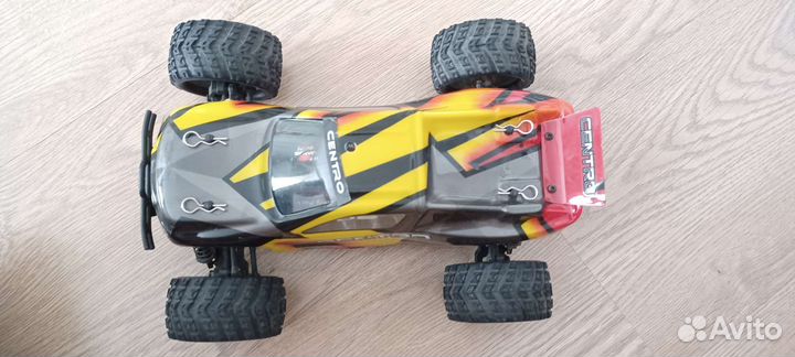 Машина на радиоуправлении