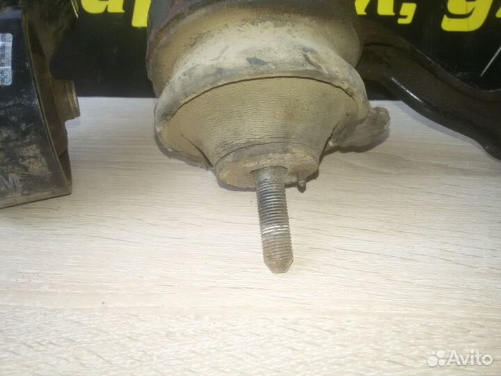 Подушки двигателя Hyundai Elantra 2006-2011