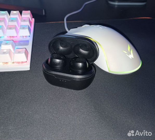 Наушники Jbl беспроводные