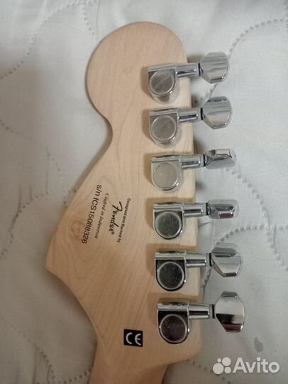 Электрогитара Fender Squier