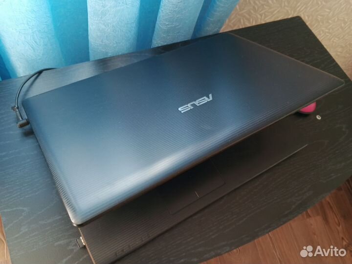 Ноутбук Asus x75v