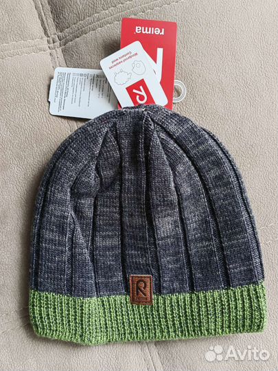 Новая зимняя шапка Reima 50/52