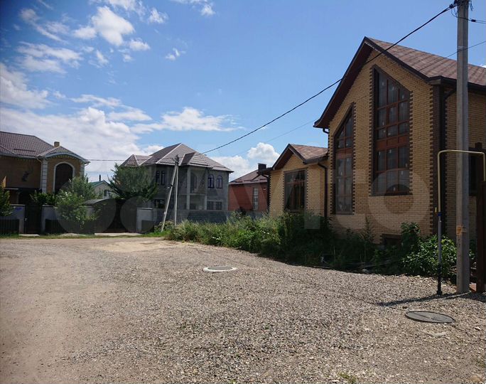 Дом 240 м² на участке 4 сот.