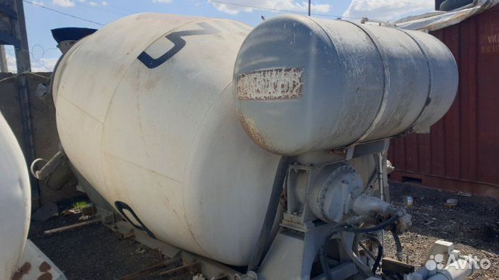 Бетоносмеситель. Scania P094Cb6X4Hz260