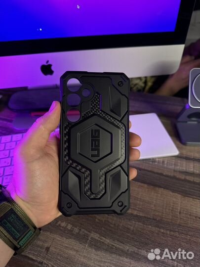 UAG Monarch Pro Samsung S24+ (Carbon Fiber)