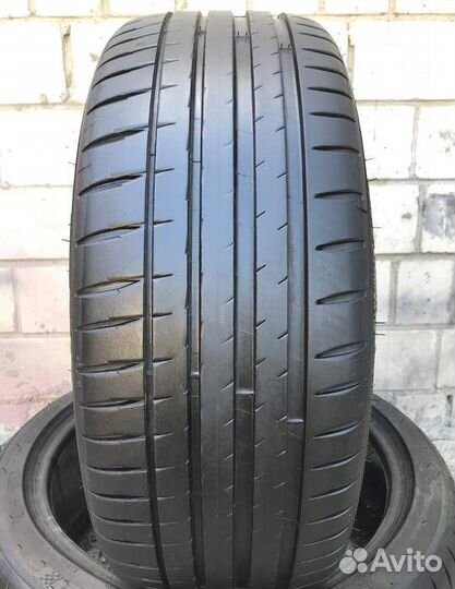 Michelin Pilot Sport 4 225/45 R19