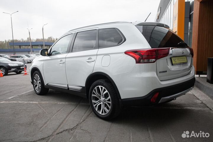 Mitsubishi Outlander 2.4 CVT, 2015, 174 000 км