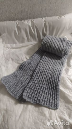 Шарф вязаный ручной работы