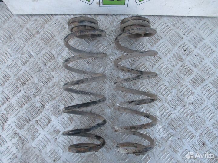 Пружины задние Фольксваген Гольф 4 Хэтчбэк