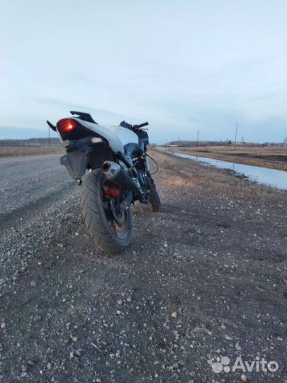 Мотоцикл Falcon