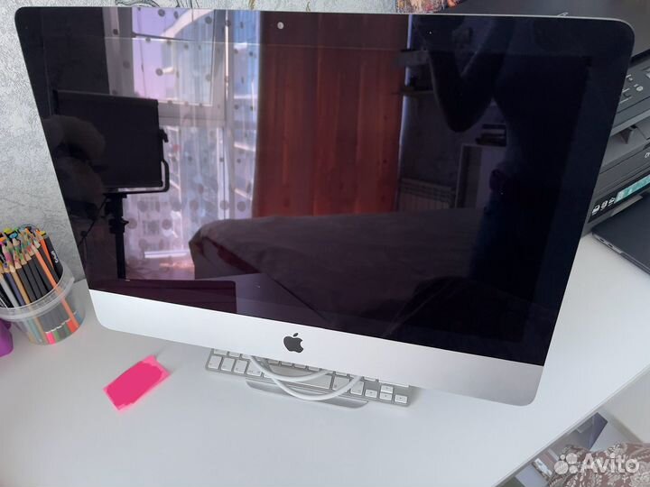 Apple iMac 21.5