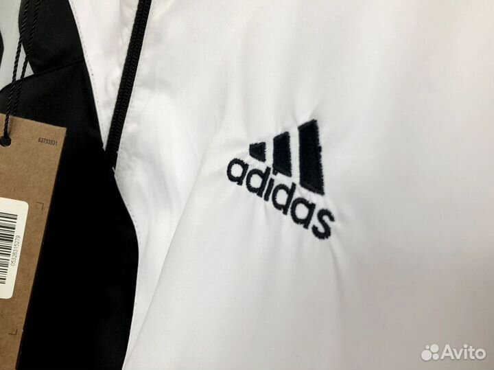 Спортивный костюм adidas