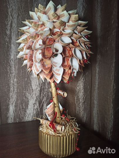 Топиарий, Денежное дерево из купюр