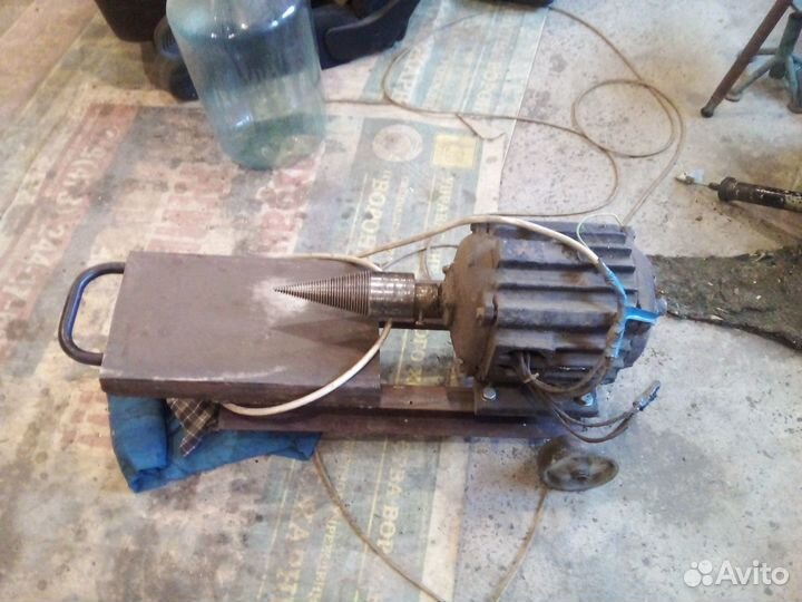 Колун винтовой