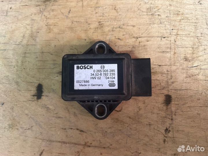 Датчик ускорения