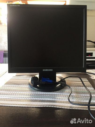 Продаю монитор Samsung 17