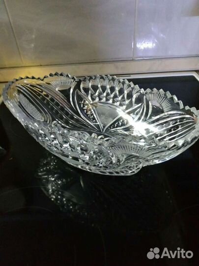 Хрустальные салатники, вазы