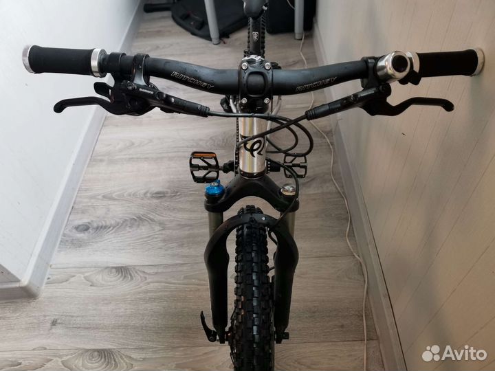 Велосипед Early Rider Hardtail 20 гидравлика вилка