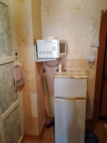 Комната 15 м² в > 9-к., 2/4 эт.