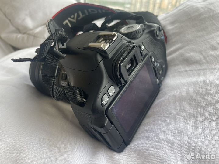 Canon EOS 600d kit 18-135 + сумка