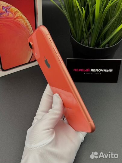 iPhone Xr, 64 ГБ