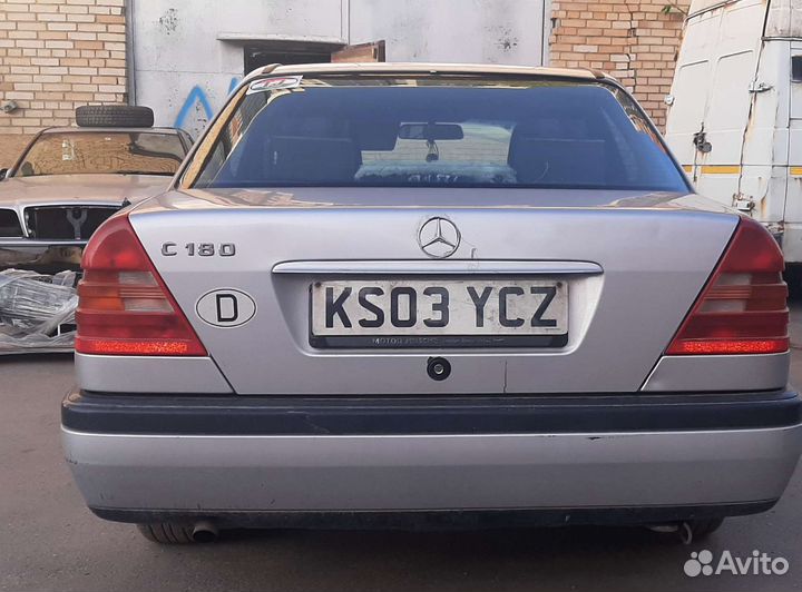 Крышка багажника mercedes w202