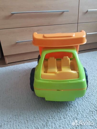 Большой грузовик игрушка